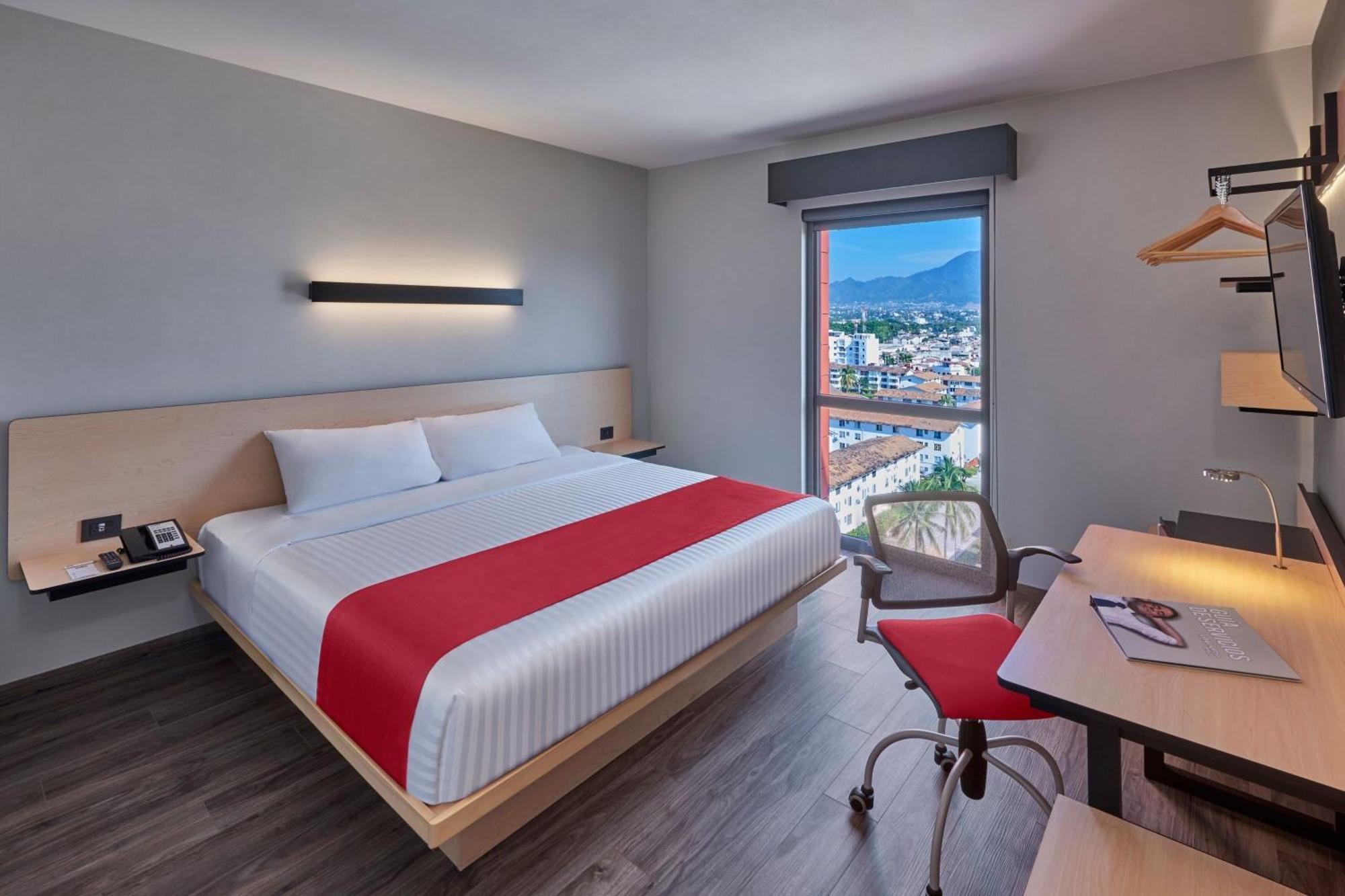 City Express Plus By Marriott Puerto Vallarta Buitenkant foto