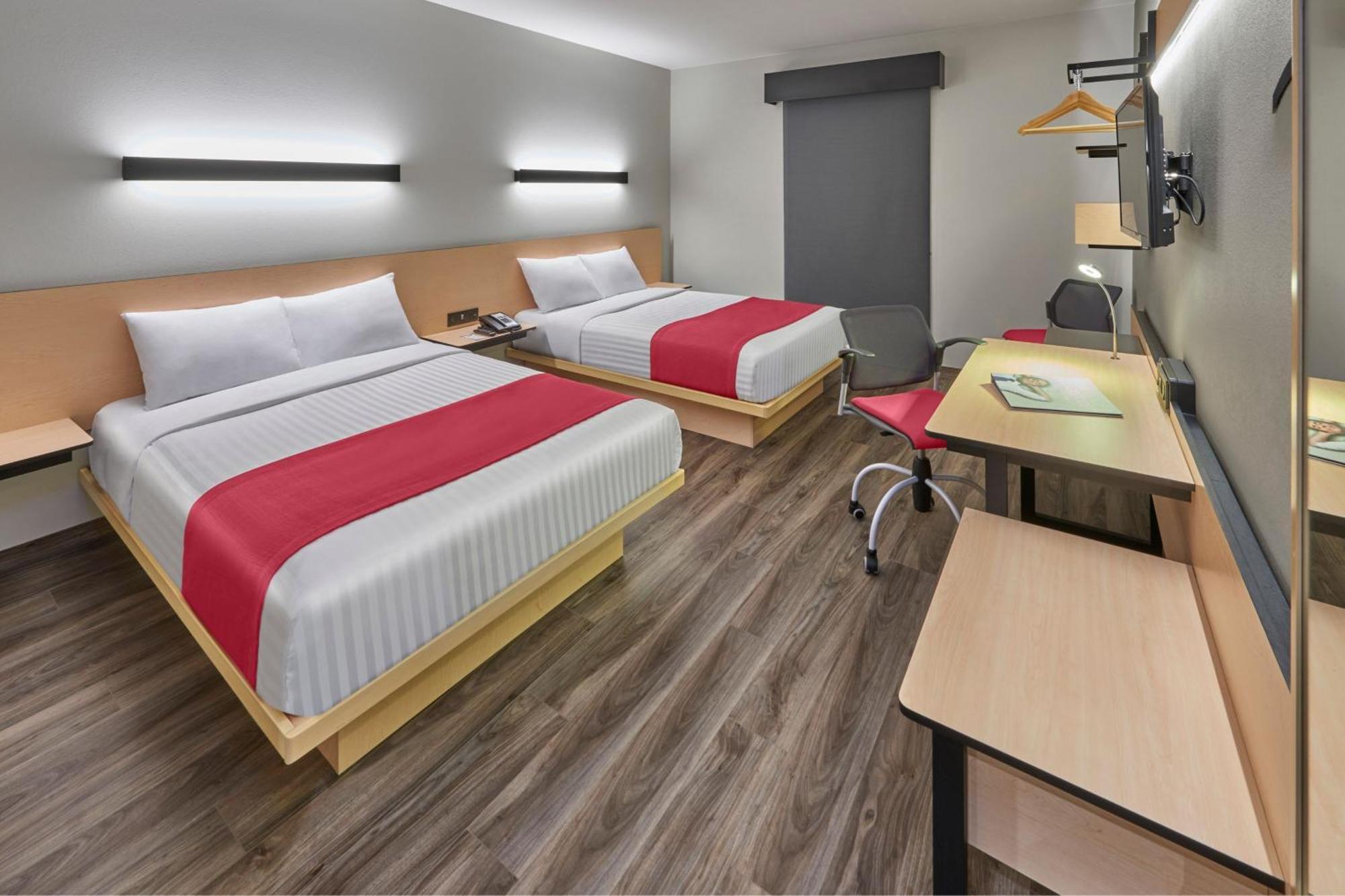 City Express Plus By Marriott Puerto Vallarta Buitenkant foto